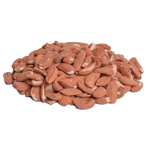 مغز بادام مامایی سر زده